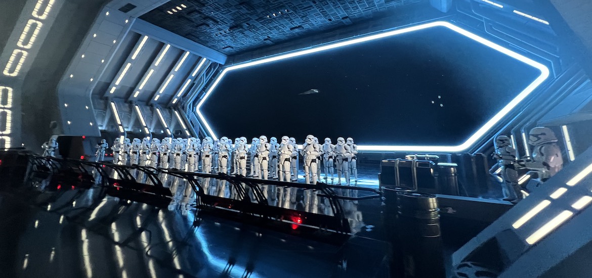 star wars galaxy's edge walt disney world disney stormtroopers