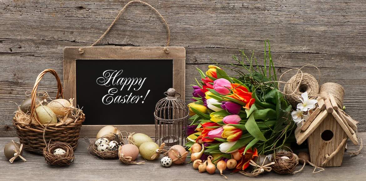 Easter sign and eggs