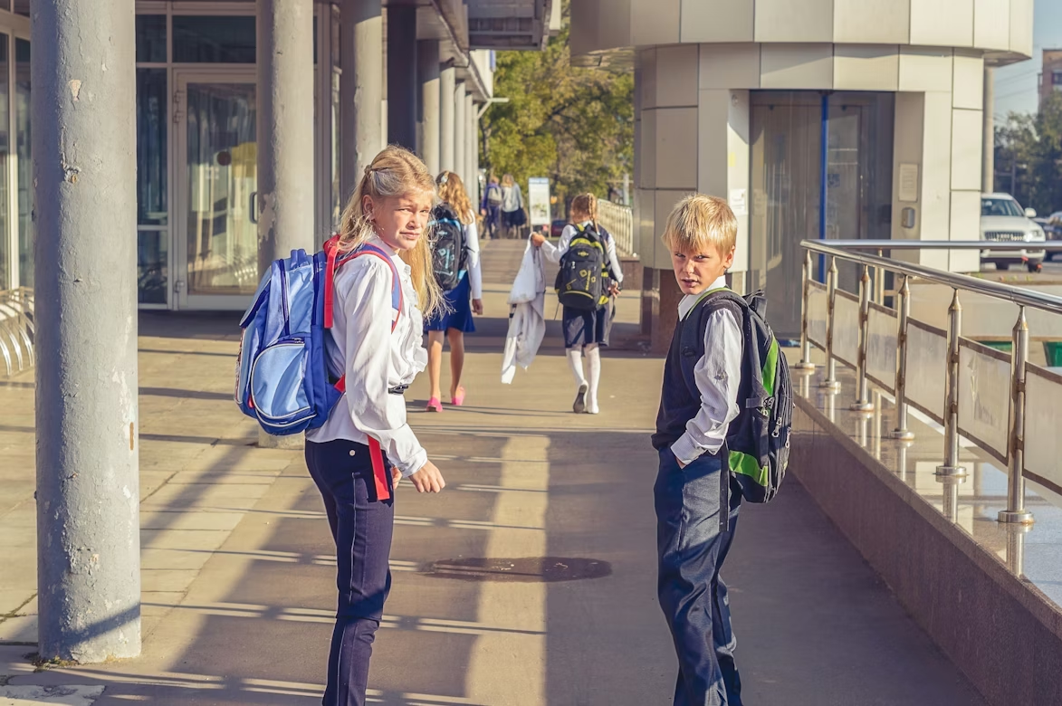 kids going to school