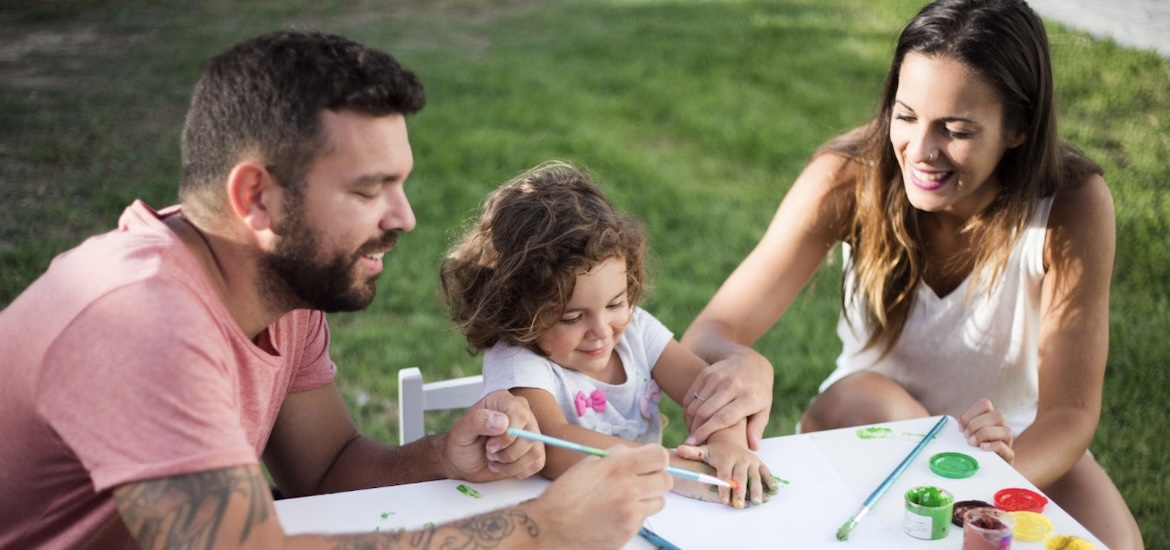 A family paints together
