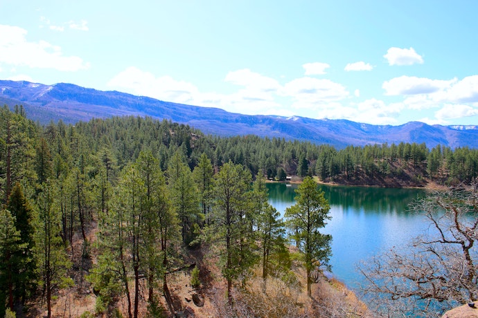 A Durango view across a lake