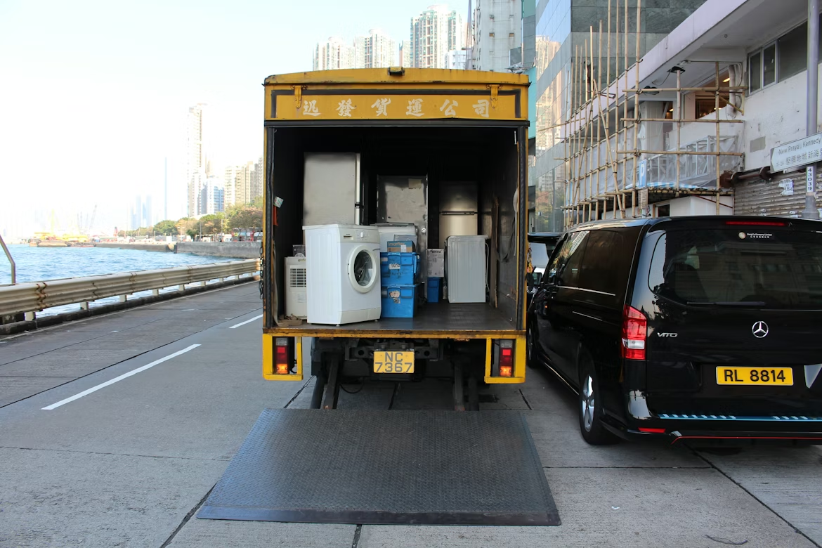 A truck with items loaded for relocating to a new home.
