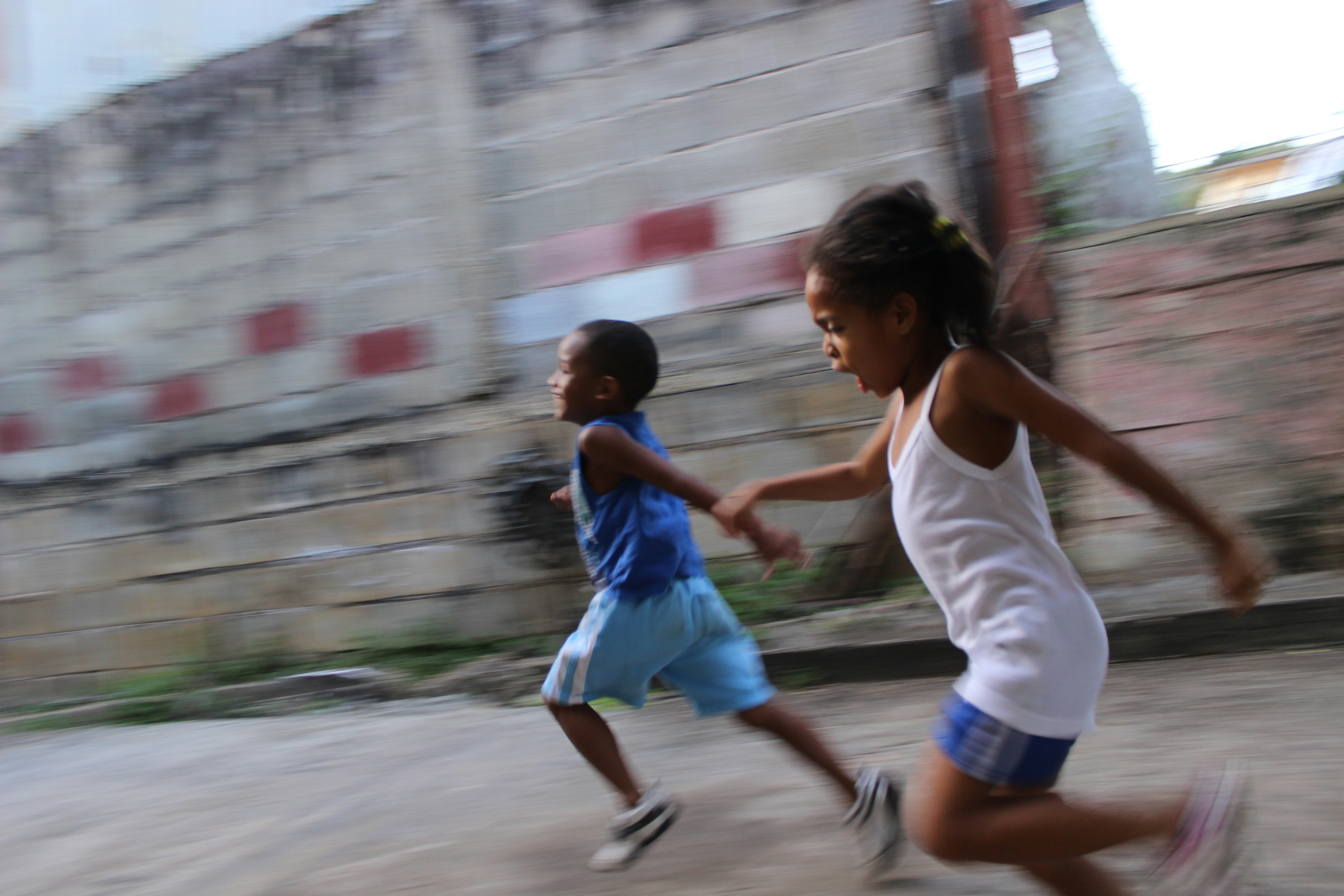 kids-running