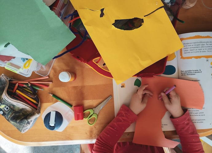 kid crafting