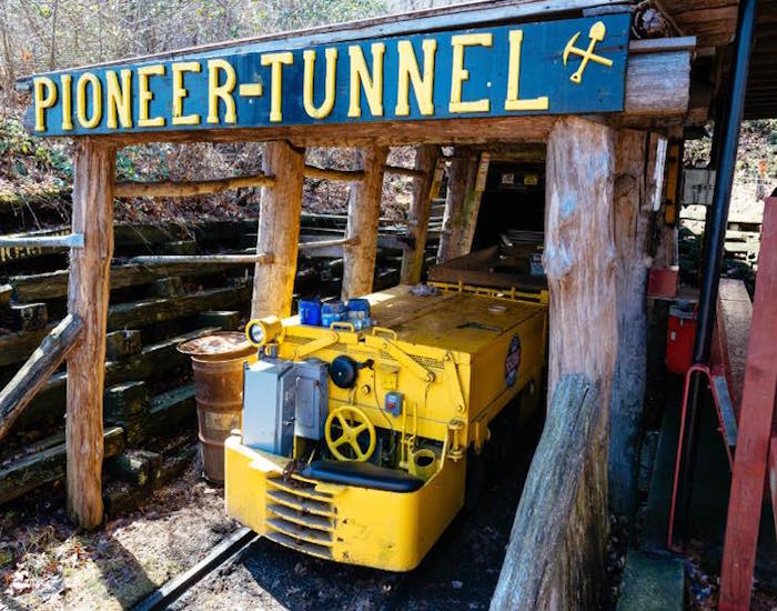 Pioneer tunnel coal mine