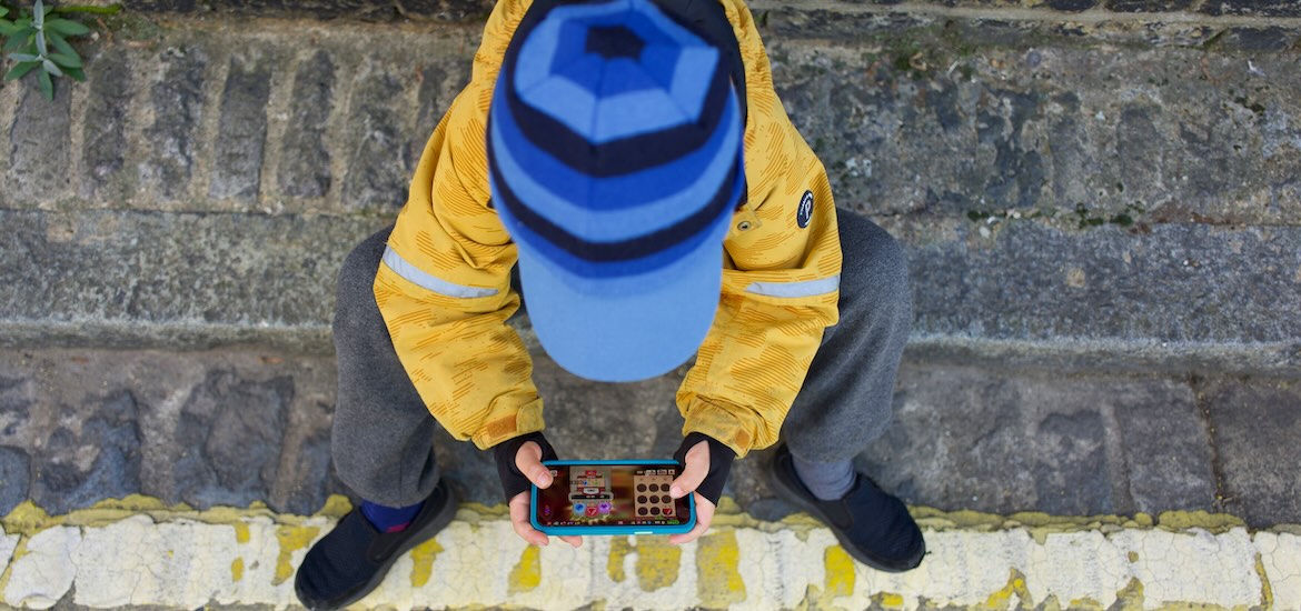 kids navigating screen time child on phone