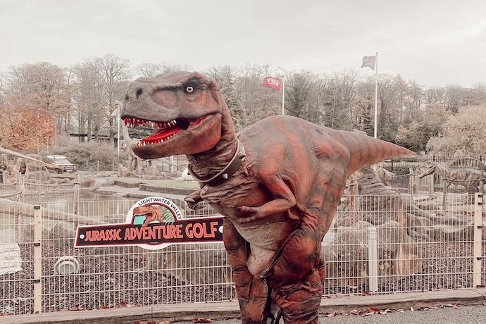 Jurassic Golf At Lightwater Valley