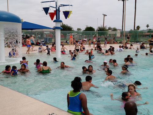 buckeye aquatic center in Arizona waterpark fun for kids from Memorial Day to Labor Day!