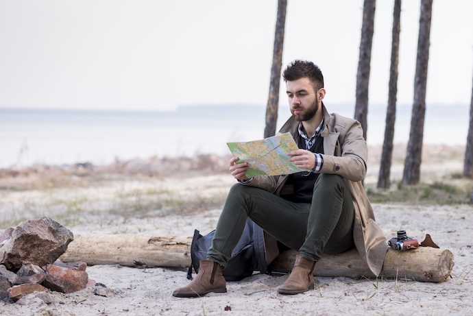 mail reading a map