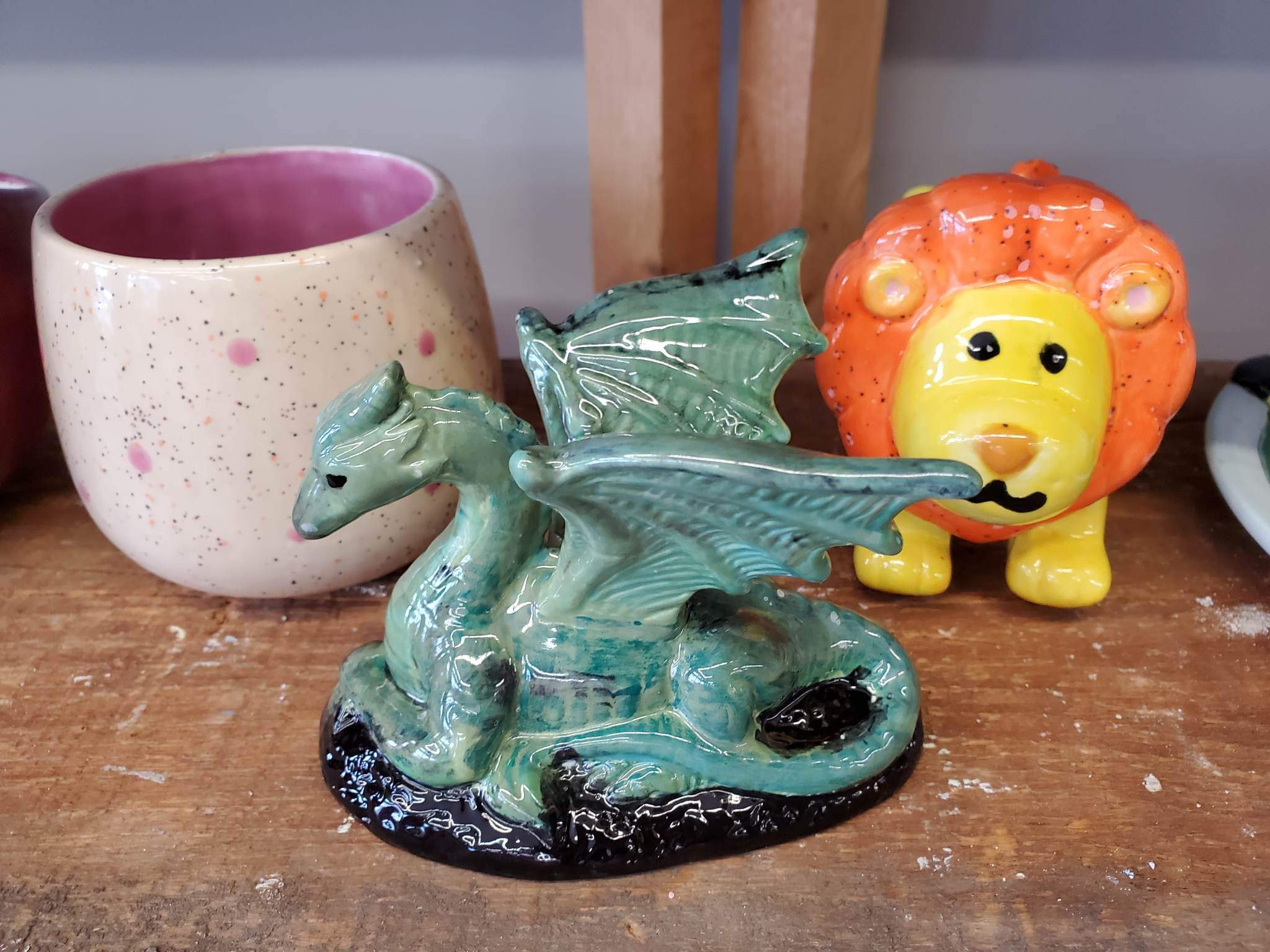 Painted dragon pottery