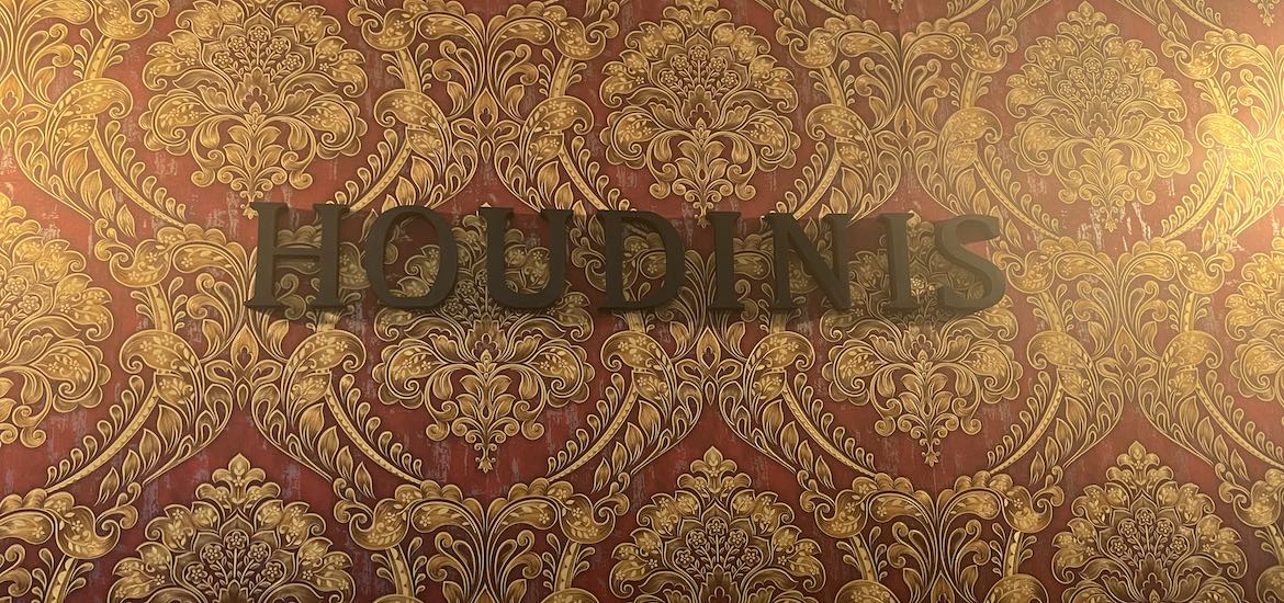 Houdini's Escape Room Southampton sign 
