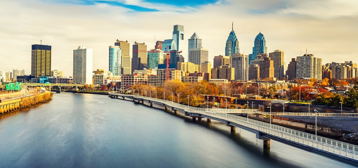 philadelphia, usa, Pennsylvania, philadelphiia skyline on river with bridge
