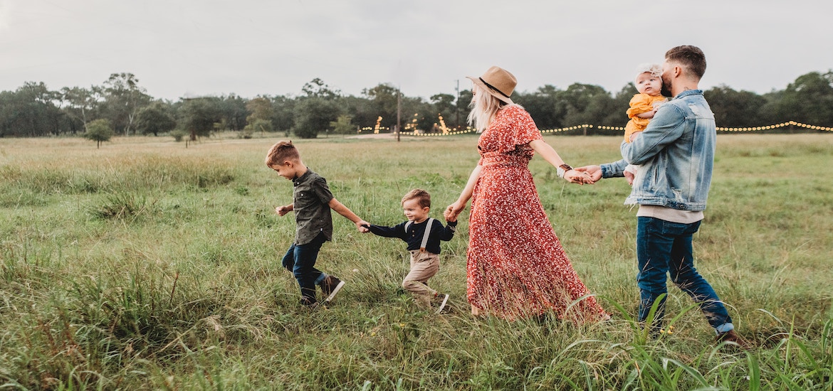 a family on a scavenger hunt