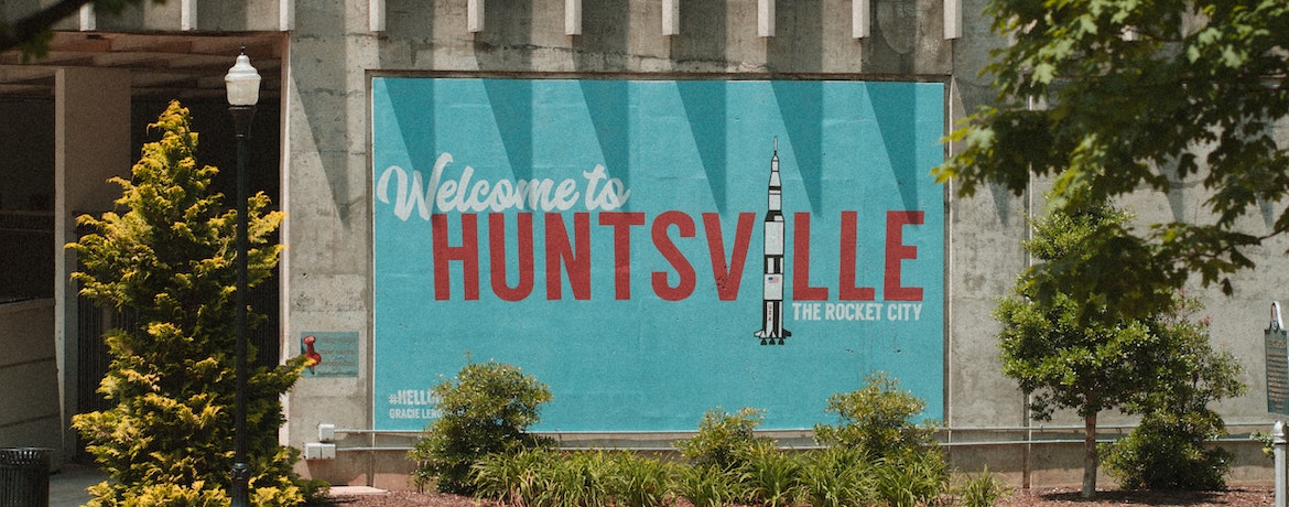 an image of a Huntsville , Alabama sign