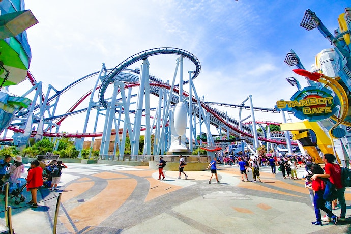 A crazy rollercoaster at an amusement park