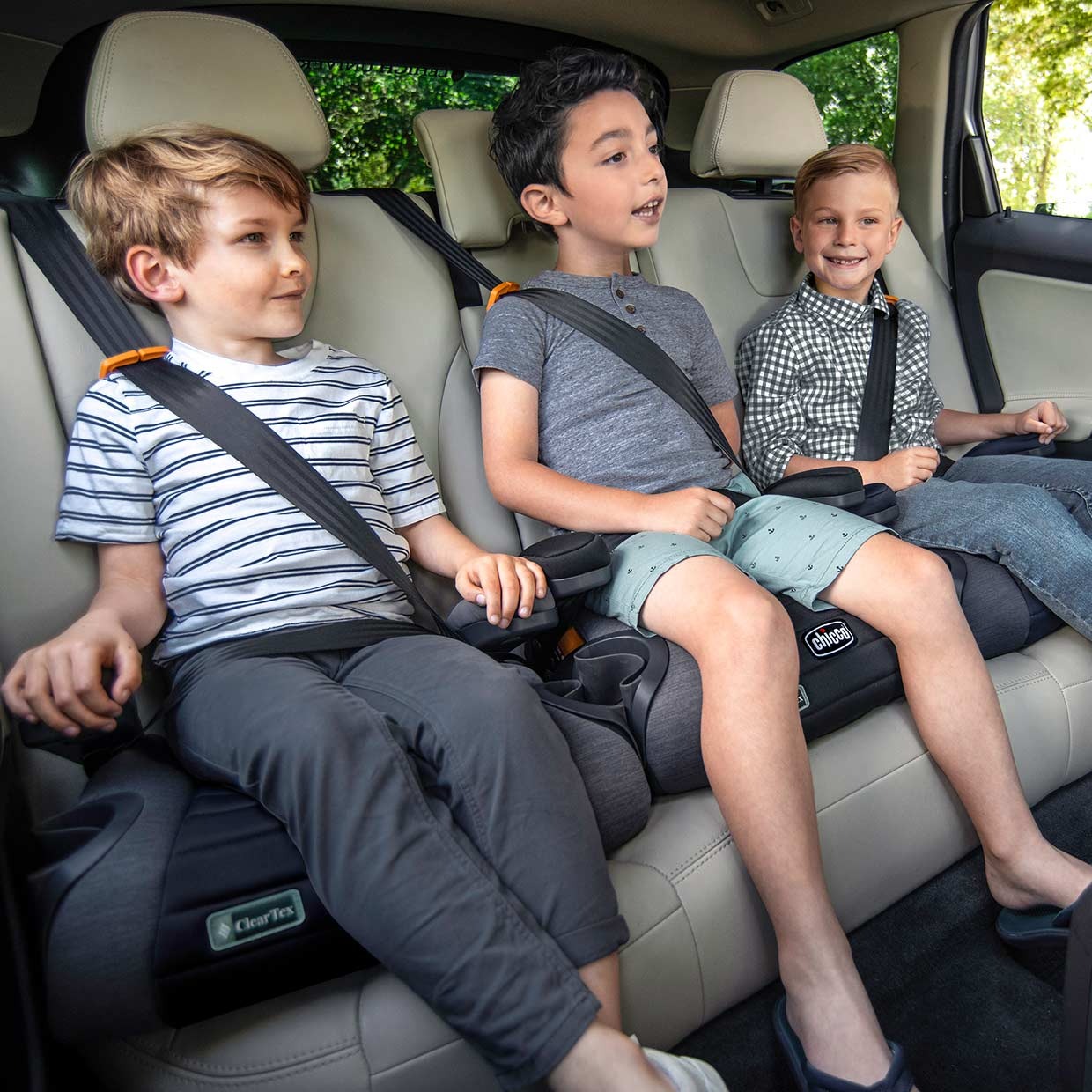 kids in car