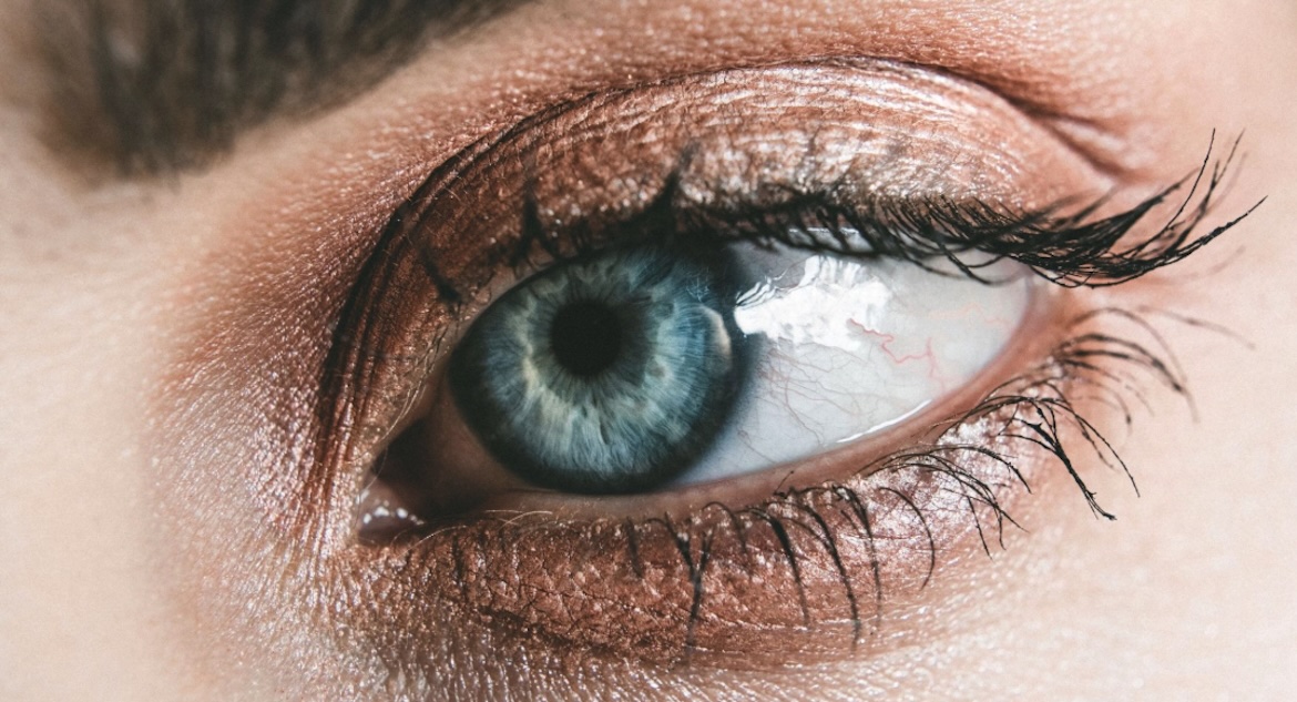 close up of an eye