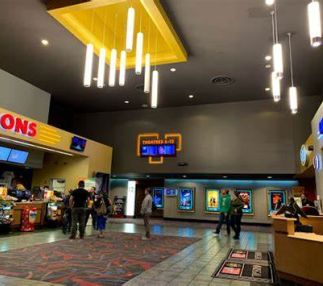 regal-northtown-mall-cinema
