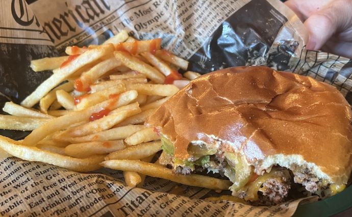 burger and fries best burgers usa virginia city burger