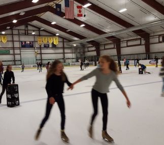 ice center of washington west is a great family day out in Vermont for kids!
