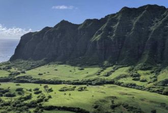 kualoa ranch jurassic park tours hawaii movie locations tour