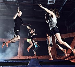 sky zone trampoline park milwaukee