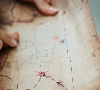 Indoor Kids Scavenger Hunts with fun clues and family-friendly challenges