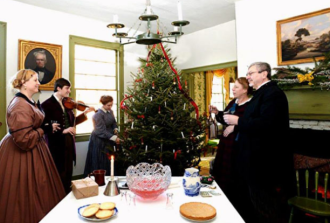 Best Christmas Towns in the USA!