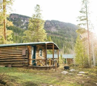 Snug Cabin