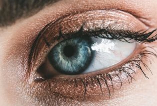 close up of an eye