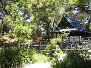 Descano gardens