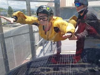 Outdoor indoor skydiving