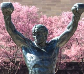 rock statue philadelphia