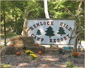 HH_H_HemlockHillSignWelcome
