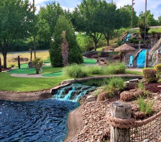 Mini-golf in Hot Springs AR - Funtrackers Fami