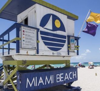 Visit 12th Street Beach