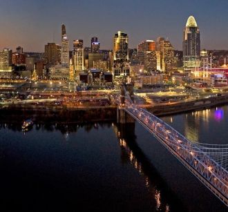 cincinnati skyline ohio river at night family days out