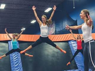 Sky zone trampoline park tulsa